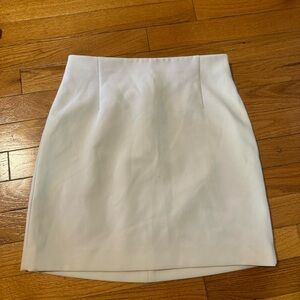 Uniqlo off white skirt